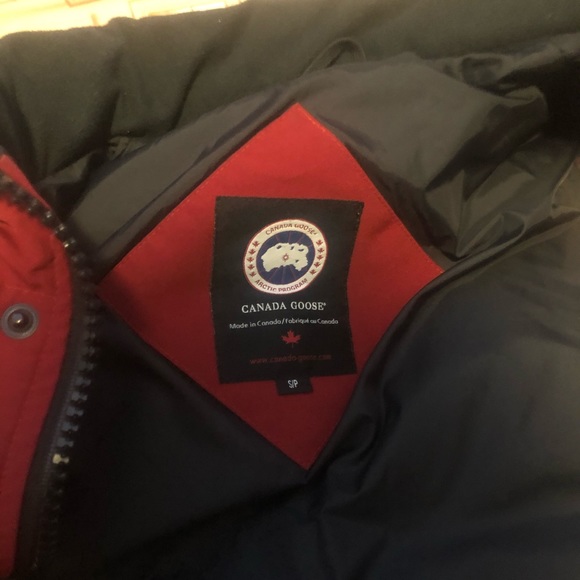 Canada Goose Vest - Picture 3 of 3